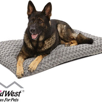 Camas de mascotas para perros y gatos Quiet Time Deluxe Ombre; cómoda felpa sintética para perros y gatos - BESTMASCOTA.COM