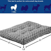 Camas de mascotas para perros y gatos Quiet Time Deluxe Ombre; cómoda felpa sintética para perros y gatos - BESTMASCOTA.COM