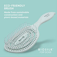 Cepillo de cerdas BioSilk ecológico en color verde menta, mango ergonómico fácil de sujetar - BESTMASCOTA.COM