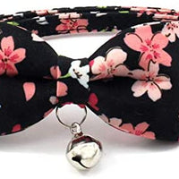 PetFavorites - Collar con pajarita para gato con campana - Accesorio para ropa de cachorro y gatito con flores, ajustable y hecho a mano. - BESTMASCOTA.COM