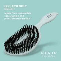 Cepillo de cerdas BioSilk ecológico en color verde menta, mango ergonómico fácil de sujetar - BESTMASCOTA.COM