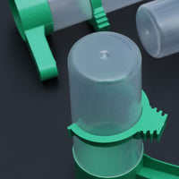 Yardwe 5pcs pájaros comedero beber agua clip con agua potable automática a prueba de aspersor de pájaros taza para loros Budgie Cockatiel Lovebirds (M) - BESTMASCOTA.COM