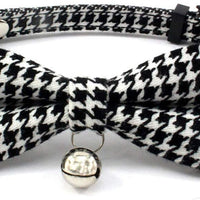 PetFavorites - Collar con pajarita para gato con campana - Accesorio para ropa de cachorro y gatito con flores, ajustable y hecho a mano. - BESTMASCOTA.COM