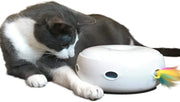 PetFusion Ambush Juguete interactivo para gato con pluma giratoria electrónica. (Modos inteligentes, luz nocturna, pilas incluidas). - BESTMASCOTA.COM