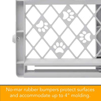 North States Mypet Paws - Puerta portátil para mascotas de 40 pulgadas, se expande y bloquea en su lugar sin herramientas. Montaje a presión. Se adapta a 26.0 in a 40.0 in de ancho (23" de alto, gris claro). - BESTMASCOTA.COM
