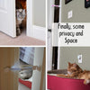 Puerta Buddy Puerta Latch a prueba de perro basura Box. Conveniente gato y entrada adulto en habitación. Correa ajustable. Más fácil de instalar Cat puertas o el uso de PET perro de puertas. Stop comer caca hoy., gris - BESTMASCOTA.COM