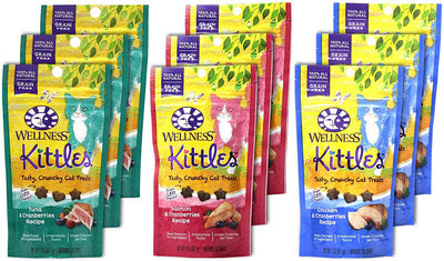 Wellness KITTLES gato Treat variedad Pack – 3 sabores (Pollo Y Arándanos, salmón y arándanos, y atún y arándanos sabores) – 2 oz cada (9 bolsas en total) - BESTMASCOTA.COM