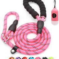 BAAPET Correa antideslizante para perro de 6 pies, antiasfixia con cubierta de cuerda duradera mejorada y asa acolchada cómoda para perros grandes, medianos y pequeños entrenamientos con bolsas de caca y dispensador - BESTMASCOTA.COM