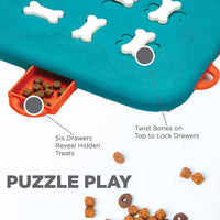 Outward Hound Nina Ottosson Dog Casino - Juego de puzzle para perros interactivo estimulante para dispensar dulces - BESTMASCOTA.COM