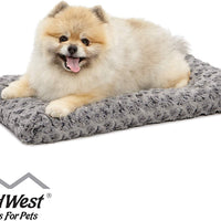 Camas de mascotas para perros y gatos Quiet Time Deluxe Ombre; cómoda felpa sintética para perros y gatos - BESTMASCOTA.COM