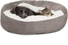 Cama acogedora Best Friends by Sheri, cama de lujo para perros y gatos con cobija, cálida y segura. Brinda apoyo para la cabeza, el cuello y las articulaciones, lavable a máquina, parte inferior resistente al agua - BESTMASCOTA.COM