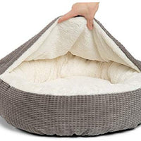Cama acogedora Best Friends by Sheri, cama de lujo para perros y gatos con cobija, cálida y segura. Brinda apoyo para la cabeza, el cuello y las articulaciones, lavable a máquina, parte inferior resistente al agua - BESTMASCOTA.COM